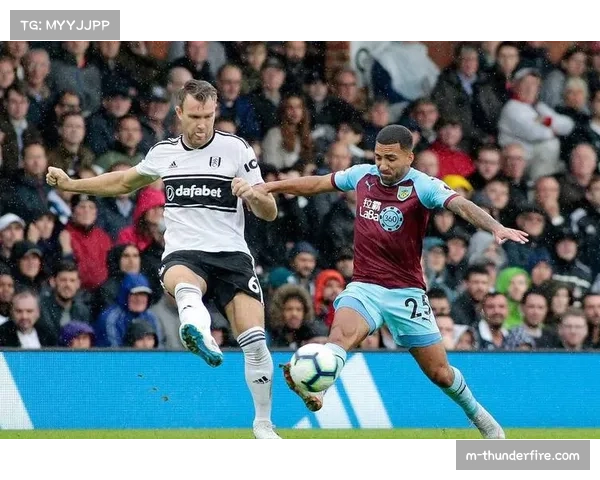 伯恩利33轮狂丢67球垫底，场均失球超2粒成防线最薄弱环节